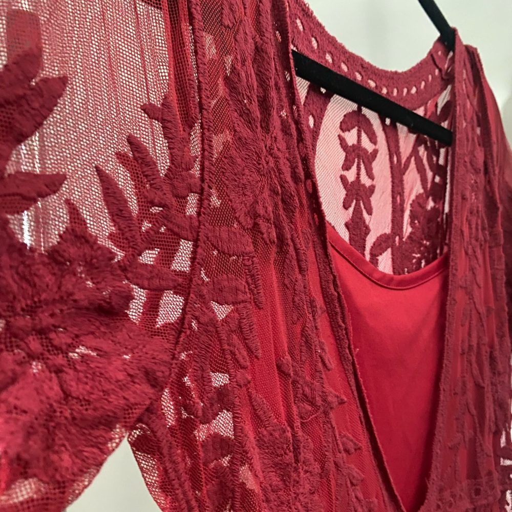 Lace dress